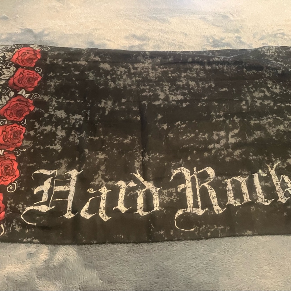 Hard Rock Cafe Gray and White roses  Scarf was the roses. NWT long